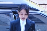 김건희, 구속심사 받기 위해 서울중앙지법 도착…'묵묵부답'