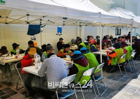 장성군 행복나눔봉사회 “정성 가득 ‘수타 자장면’ 드세요”