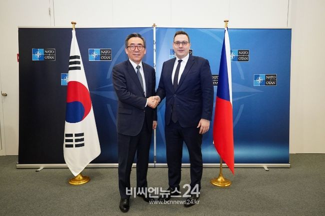 체코 외교장관회담