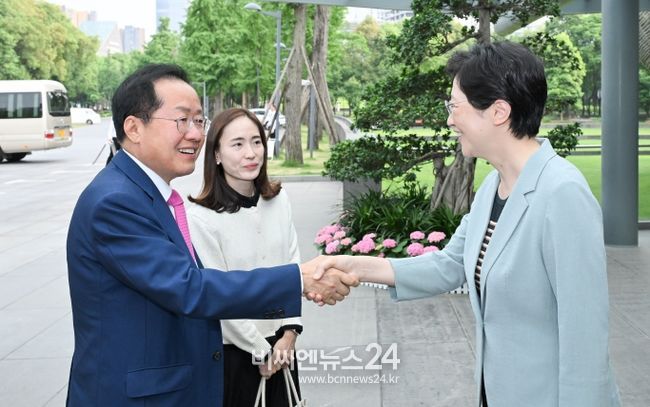 홍준표 대구광역시장, 스샤오린 청두시 당 서기와 만찬 회동