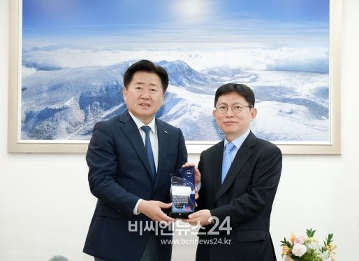 제주도, 최용석 국립수산과학원장 명예도민 선정