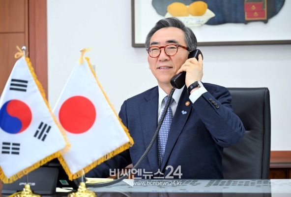 한일 외교장관 통화