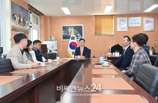 임종식 경북교육감, 수능 일주일 앞두고 안동고와 길원여고 방문 격려