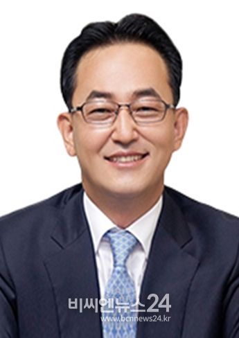 부산광역시의회 기획재경위원회는 2월 12일(수)에 열린 제326회 임시회에서 이종진 의원(국민의힘, 북구3)이 발의한「부산광역시 평생교육진흥 조례」일부개정안을 원안 가결했다.