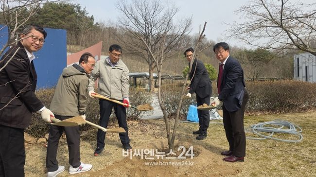 세종시설공단, 제80회 식목일 기념 나무심기 행사 진행