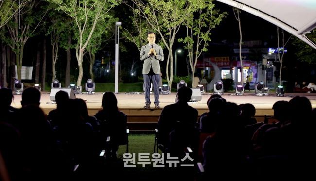 제6회 뮤직토크쇼 참석