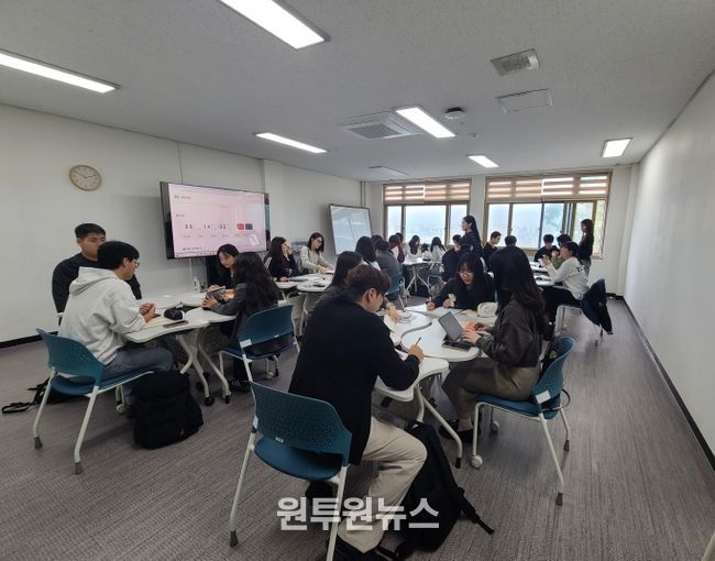 읽걷쓰 기반 학생진로멘토링 10월 정기회