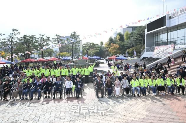 구리 교문1동, ‘제7회 가을애(愛) 이문안호수공원 축제’ 성황리 개최