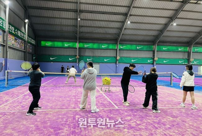 김천시학교밖청소년지원센터 ‘초급 테니스 강습 프로그램’ 운영