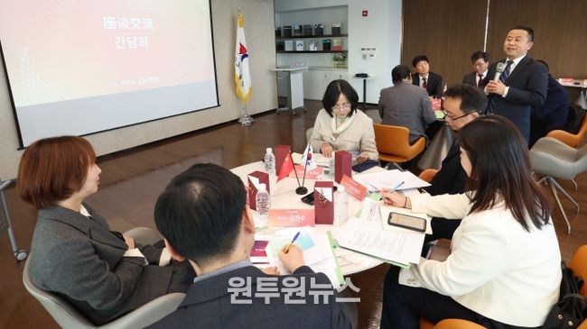 청두시 교육국 관계자 방문