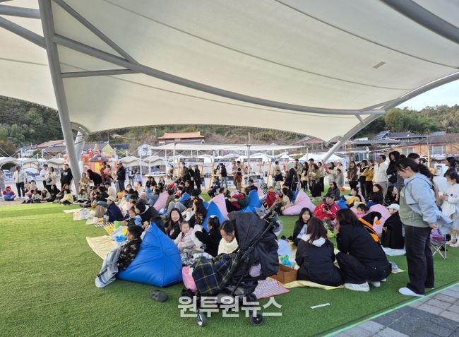 진안군, 제4회 할로윈 코스튬 행사 ‘비밀의 마이랜드’ 성료