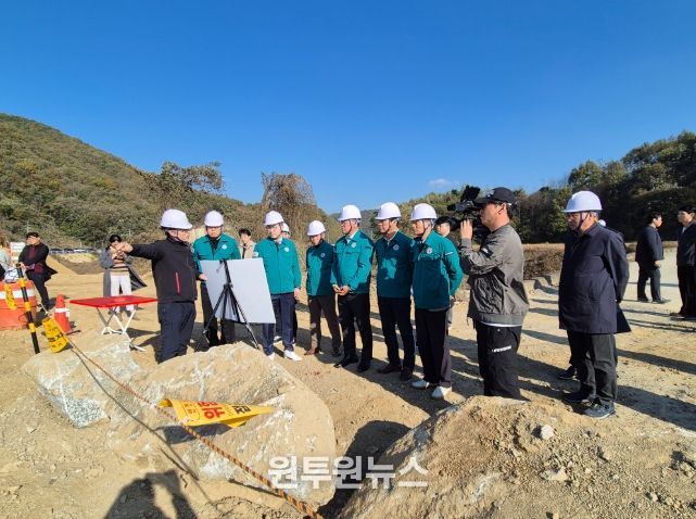 건설환경소방위 지장~목도 도로선형개량공사 현장 방문