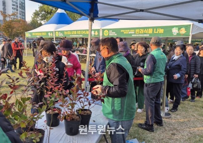 (사)경산시새마을회 , 「2025 새마을 환경살리기」행사 개최
