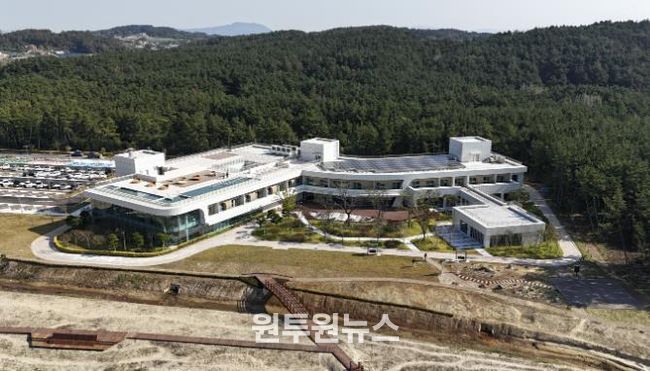 개관식을 앞둔 태안해양치유센터 전경.