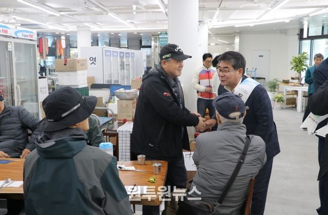 박종원 전남도의원, 전통시장 활성화와 나눔 실천에 앞장