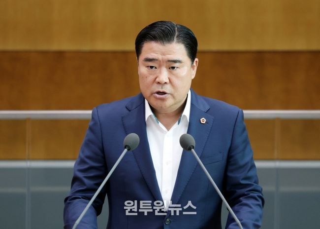 경기도의회 문화체육관광위원회 이한국 의원(국민의힘, 파주4)