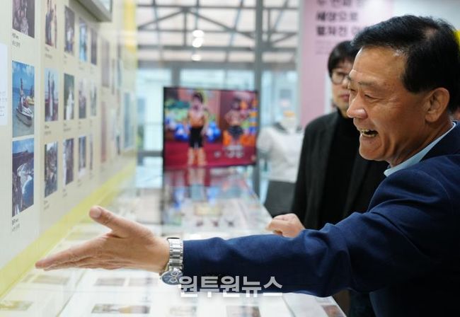 제5회 성북 마을기록 전시 ‘가족, 내마음속 책갈피’16일까지 선보여