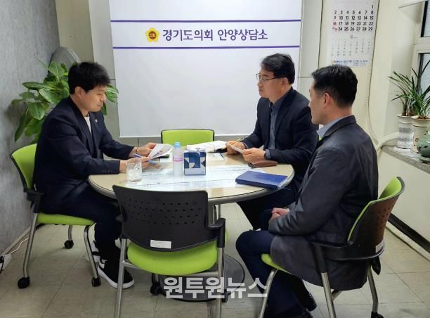 경기도의회 유영일 의원, 경기기후위성 발사 기념 행사 관련 보고 가져