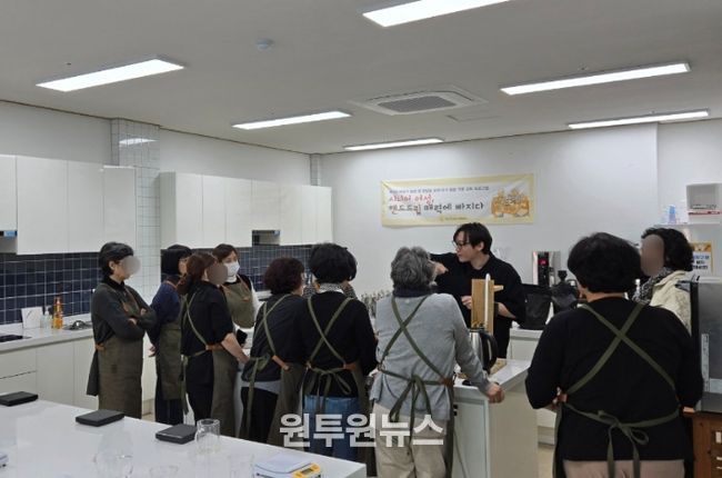 『시니어 여성, 핸드드립 매력에 빠지다』운영