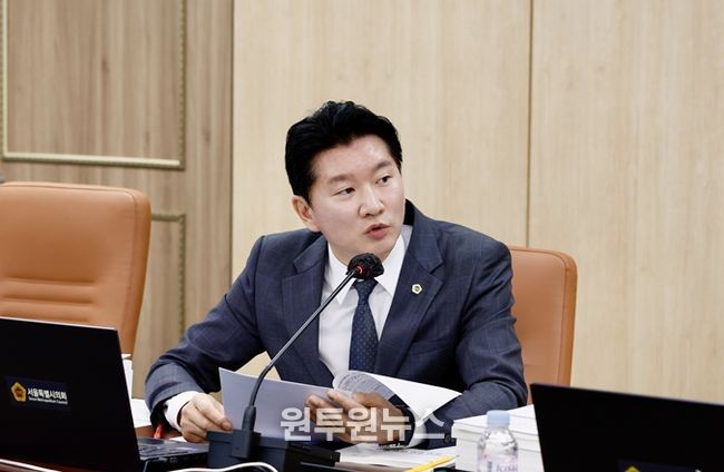 발언하는 최진혁 의원