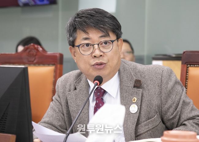 경기도의회 여성가족평생교육위원회 김재훈 의원(국민의힘, 안양4)