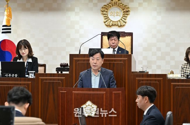 5분자유발언 중인 해운대구의회 서창우 의원