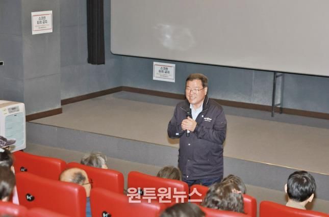 산청군, 장애인 평생학습도시 참여자 영화관람 실시