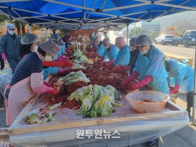 포천시 창수면 남녀 새마을회, 사랑의 김장 나눔으로 이웃사랑 실천