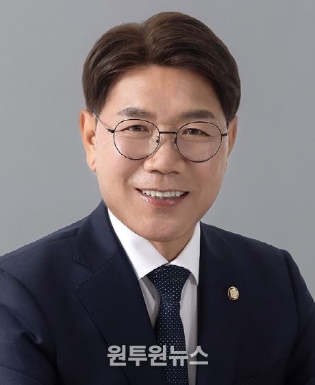 이재관 의원