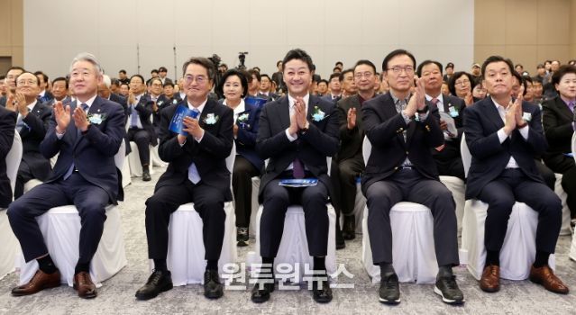 김진경 의장, NH농협은행 경기본부 신사옥 준공식 참석...경기도 금융과 농업 발전의 구심점 역할 당부