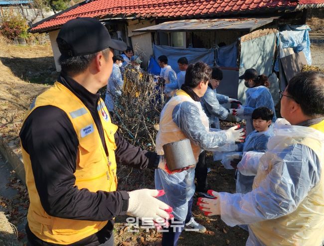 횡성군태기적십자봉사회, 난방취약계층 위한 연탄 나눔 봉사