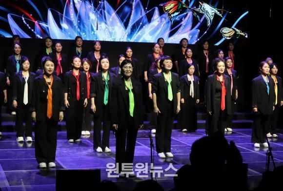 달성군립합창단, ‘가을 愛 노래’ 로 관객과 함께한 음악의 밤