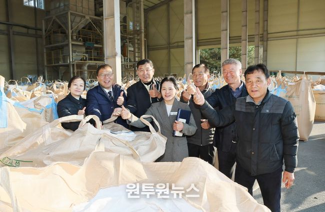 장금용 창원특례시장 권한대행, 공공비축미 매입 현장서 농업인 격려