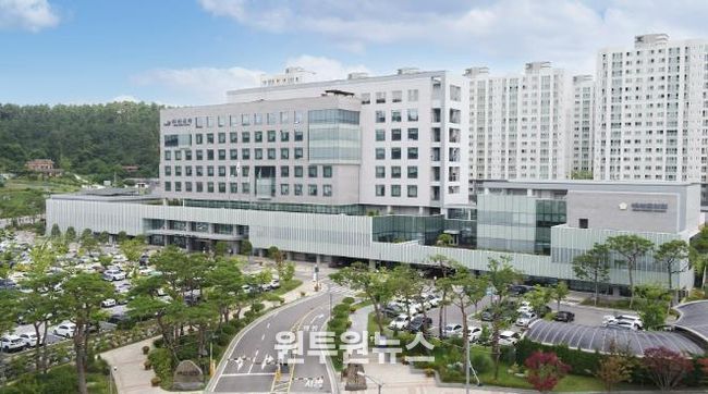 예산군청사 전경