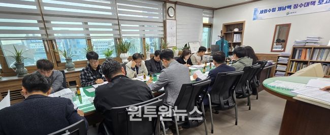 영천시는 지난 17일 이정우 부시장 주재로 ‘세외수입 체납액 징수대책 보고회’를 개최했다.