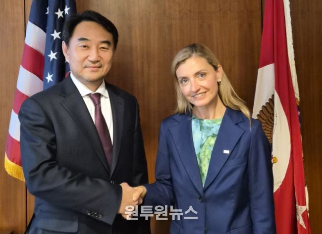 정기홍 대사-사라 로저스 차관 면담