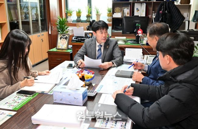 백현조 산업건설위원장, 진장·명촌 토지구획정리사업지구 도로정비사업 업무협의 간담회