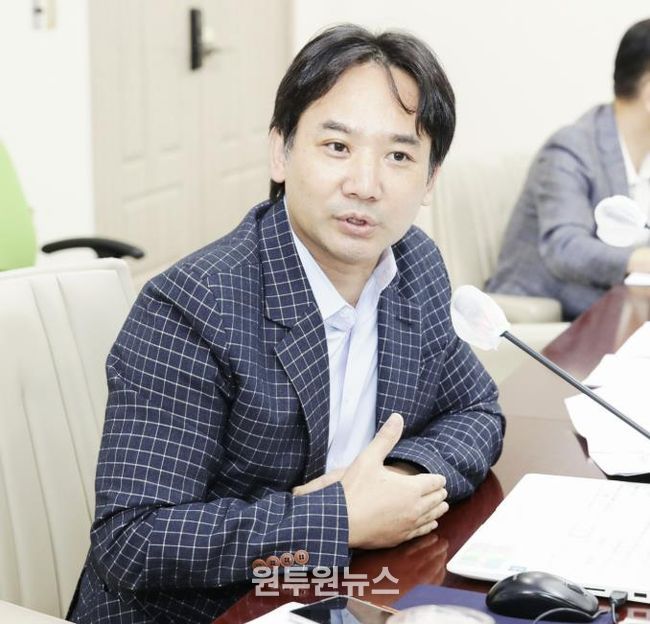 2025년도 행정사무감사 . . . 고양특례시의회 송규근 의원, 공약 위해 밀어붙인 영어도서관? 타당성도 설문도 부실