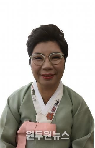 양양군 전흥자 천연염색 개인전 식물의 언어, 색의 기억