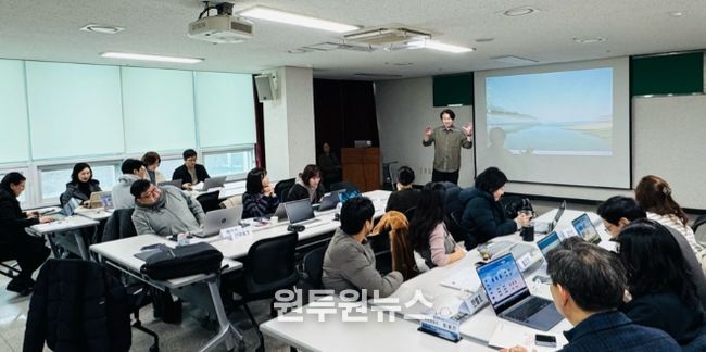 ‘늘봄학교 안전관리 앱 활용 연수 실시’