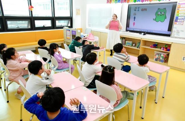 화천커뮤니티센터 돌봄교실 스케치-원어민