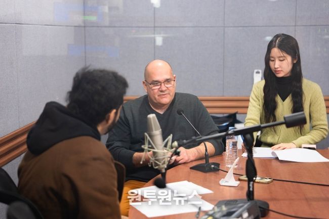 글로벌광주방송- 출판·번역가 피에르 비지우