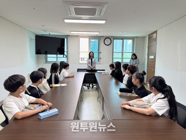 광주 광주송정초, 한영 이중언어 신문으로 외국어미래교육 선도학교 성과 마무리