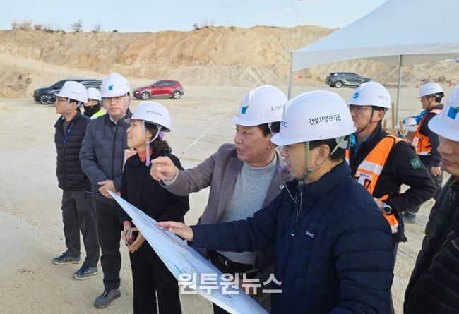 홍유준 문화복지환경위원장, 울산미포국가산업단지(미포지구) 개발사업 현장 방문