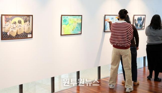 충남도의회 다움아트홀 제28회 ‘충남동행 공모전’ 수상작 전시