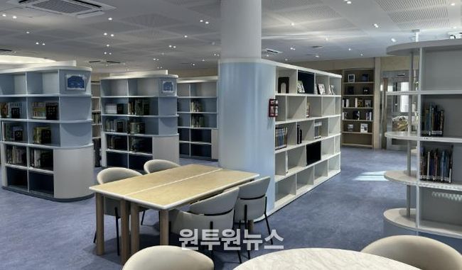 봉담와우도서관 2층 어린이자료실