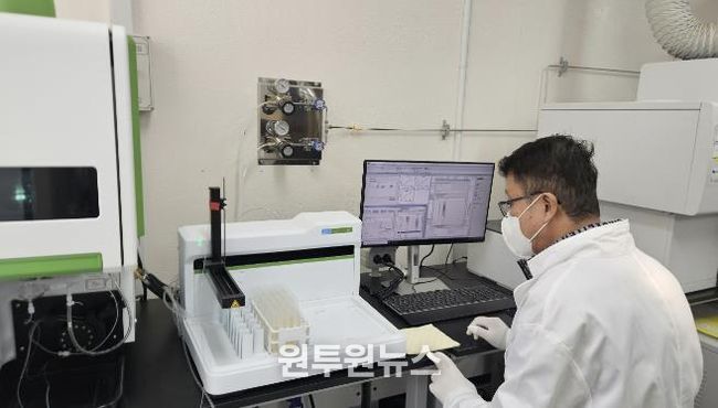 토양 분석 장비 운영 모습