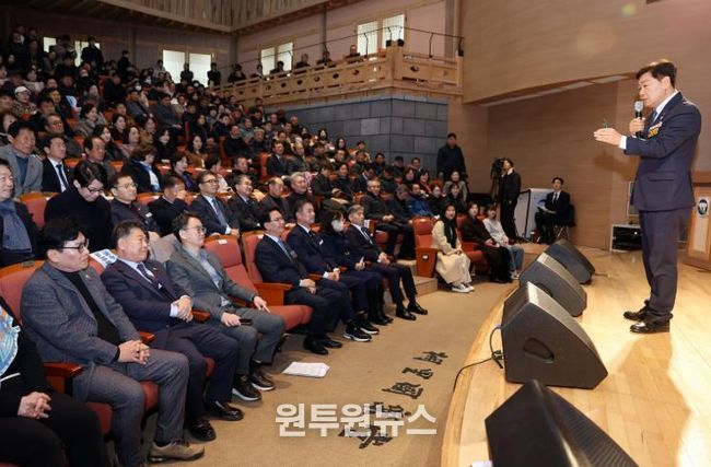 김관영 전북특별자치도지사, 고창군 방문 “한계를 넘어 세계를 향해”