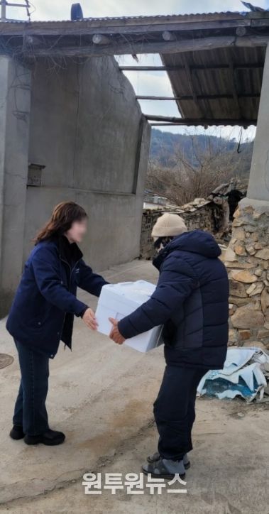 온기나눔 꾸러미 전달 모습