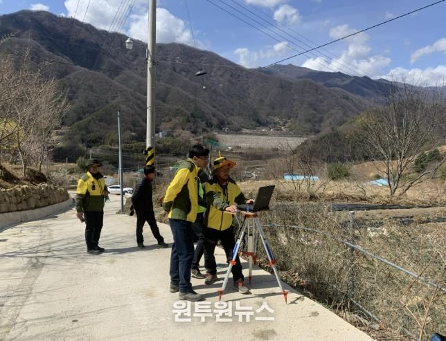 산청군 필지 측량 모습